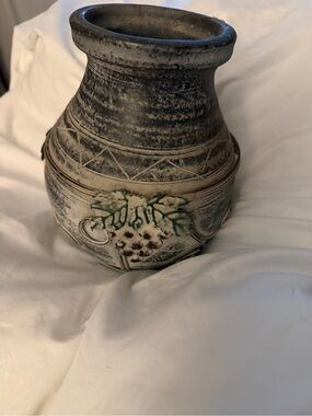 Textured Gray Ceramic Vase with Green Leaf Accent